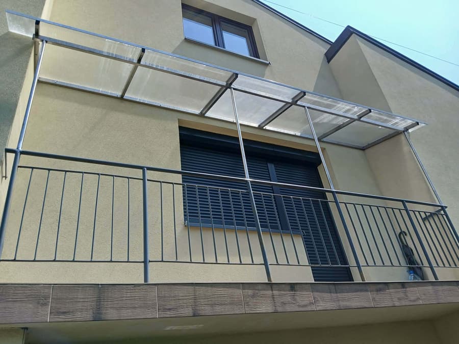 Balustrada stalowa z oświetleniem LED – balustrada na wymiar, realizacja nr 34